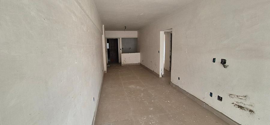 BELÍSSIMO APARTAMENTO, À 50m DO MAR E LAZER COMPLETO — foto 5