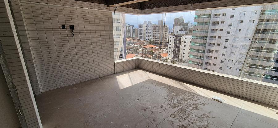 BELÍSSIMO APARTAMENTO, À 50m DO MAR E LAZER COMPLETO — foto 2