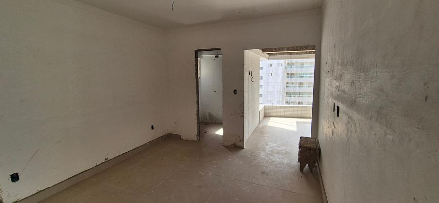 BELÍSSIMO APARTAMENTO, À 50m DO MAR E LAZER COMPLETO — foto 11