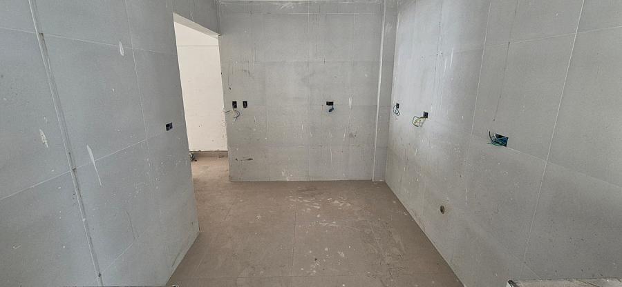 BELÍSSIMO APARTAMENTO, À 50m DO MAR E LAZER COMPLETO — foto 15