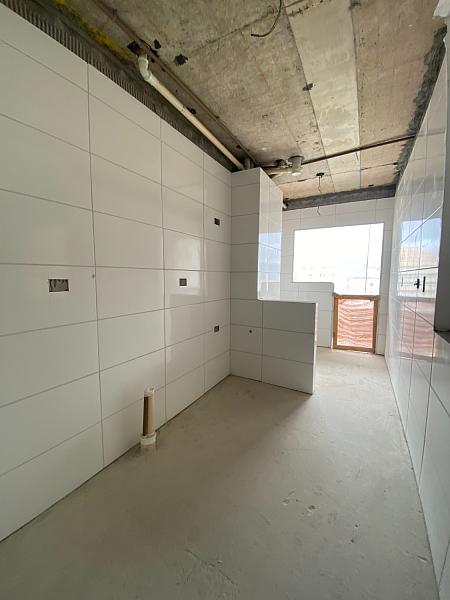 EXCELENTE APARTAMENTO EM CONSTRUÇÃO, À 200M DO MAR E LAZER COMPLETO — foto 5
