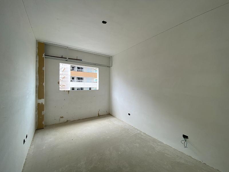 EXCELENTE APARTAMENTO EM CONSTRUÇÃO, À 200M DO MAR E LAZER COMPLETO — foto 12