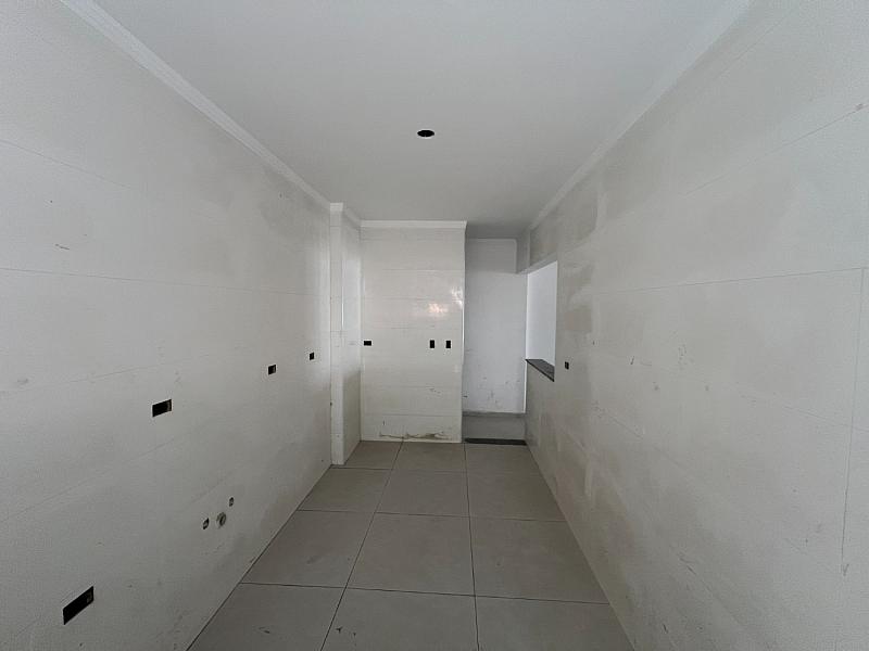 BELÍSSIMO APARTAMENTO, À 150m DO MAR E ESPAÇO DE LAZER — foto 8