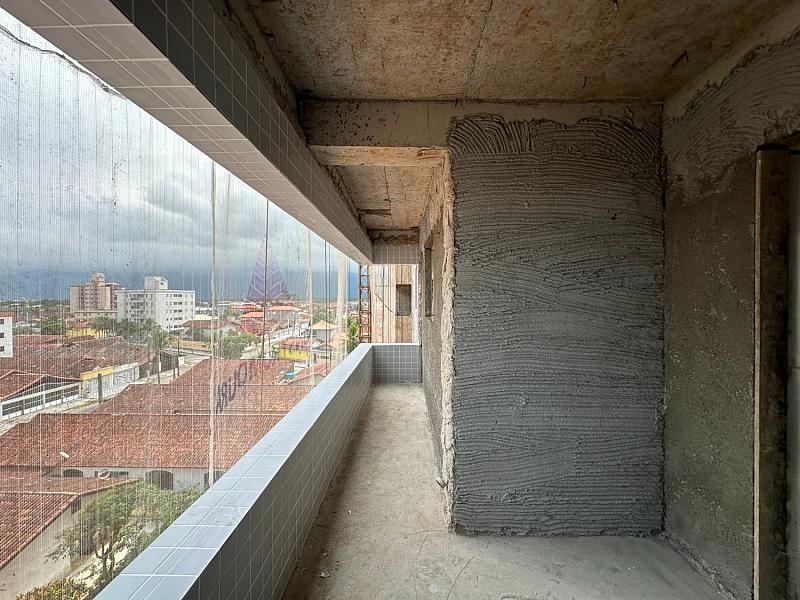 BELÍSSIMO APARTAMENTO, À 50m DO MAR E LAZER COMPLETO — foto 5