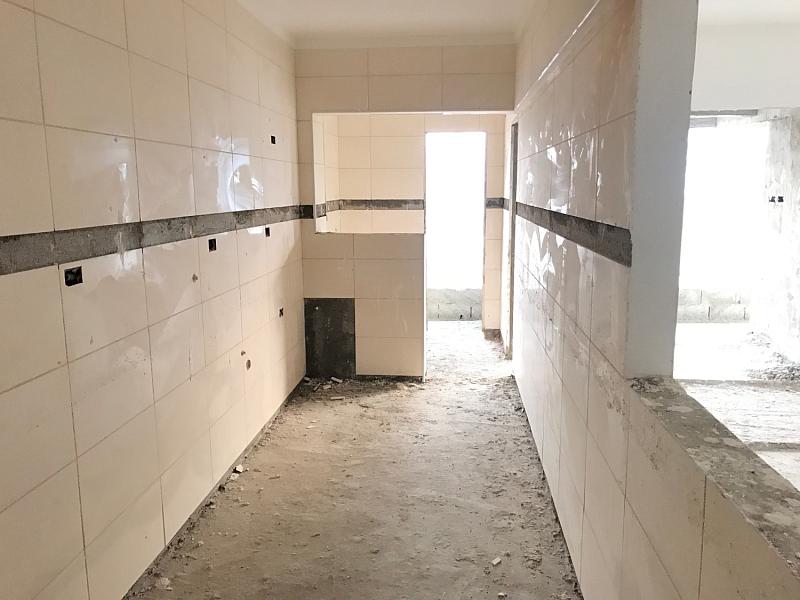 BELÍSSIMO APARTAMENTO, AMPLO, ACABAMENTO FINO E LAZER COMPLETO — foto 3