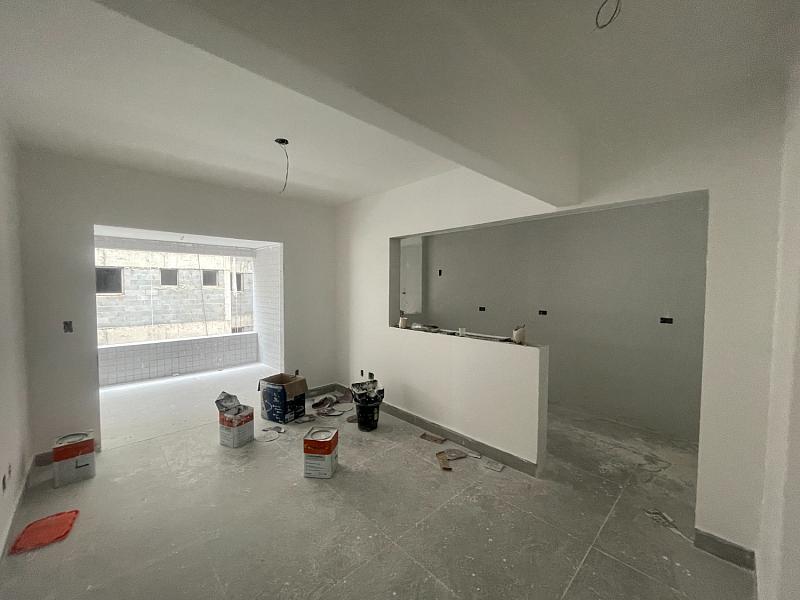 BELÍSSIMO APARTAMENTO, À 80M DO MAR E LAZER COMPLETO — foto 3
