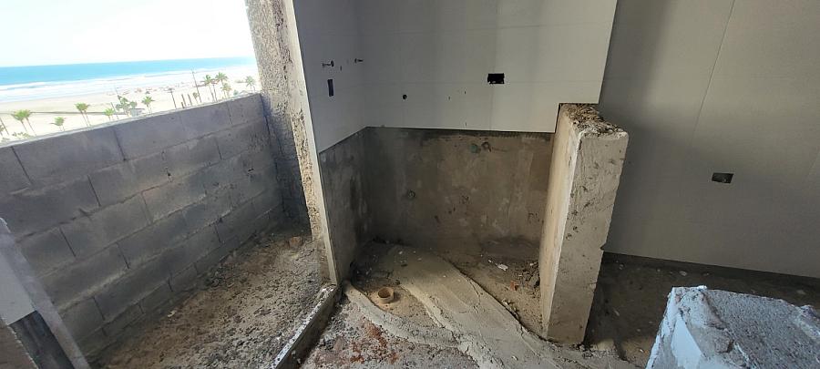 BELÍSSIMO APARTAMENTO, AMPLO, ACABAMENTO FINO E LAZER COMPLETO — foto 4