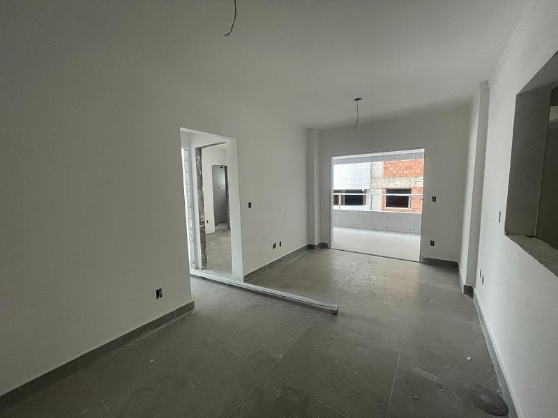 BELÍSSIMO APARTAMENTO, À 80M DO MAR E LAZER COMPLETO — foto 3