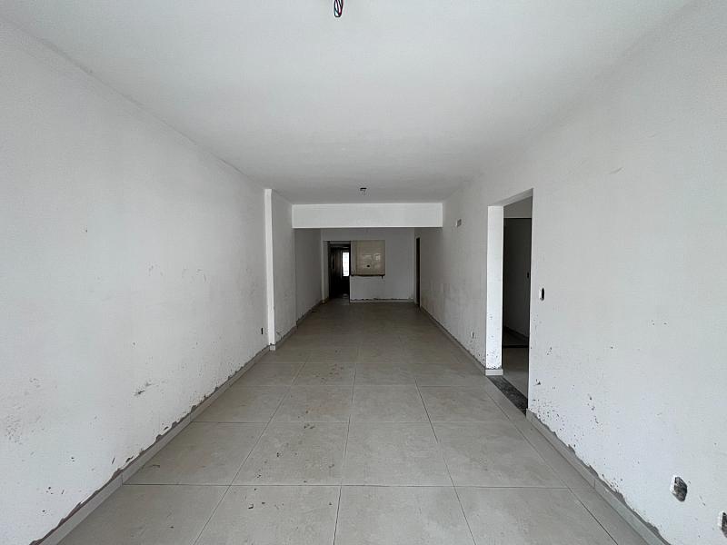 BELÍSSIMO APARTAMENTO, À 150m DO MAR E ESPAÇO DE LAZER — foto 6