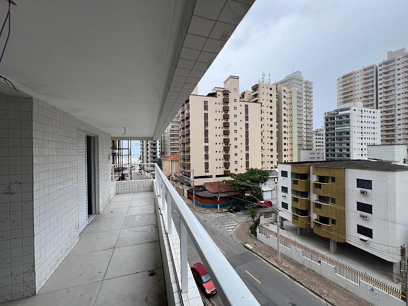 BELÍSSIMO APARTAMENTO, À 150m DO MAR E ESPAÇO DE LAZER — foto 3