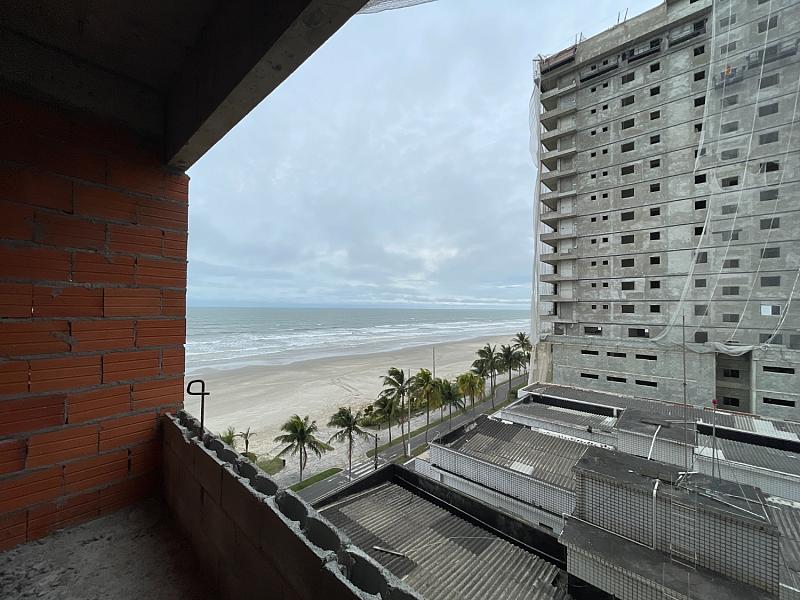 EXCELENTE APARTAMENTO EM CONSTRUÇÃO, FRENTE MAR E LAZER COMPLETO — foto 9
