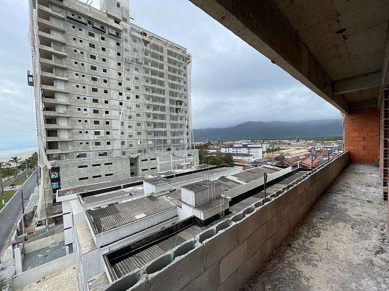 EXCELENTE APARTAMENTO EM CONSTRUÇÃO, FRENTE MAR E LAZER COMPLETO — foto 5