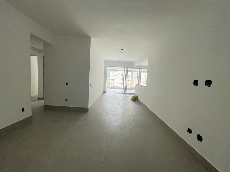 EXCELENTE APARTAMENTO, FINO ACABAMENTO E LAZER COMPLETO — foto 8