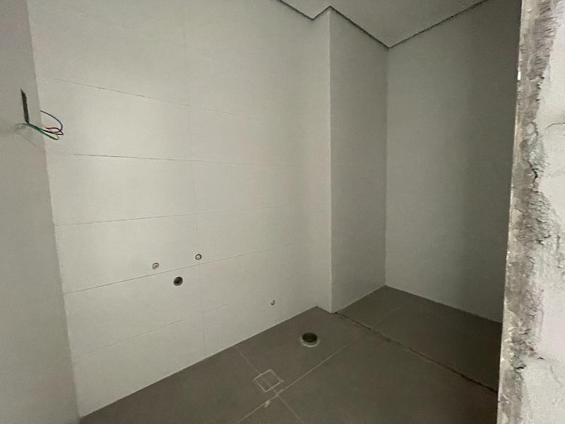 EXCELENTE APARTAMENTO, FINO ACABAMENTO E LAZER COMPLETO — foto 15