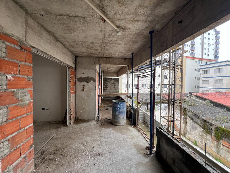 BELÍSSIMO APARTAMENTO, À 200m DO MAR E ESPAÇO PARA LAZER — foto 3