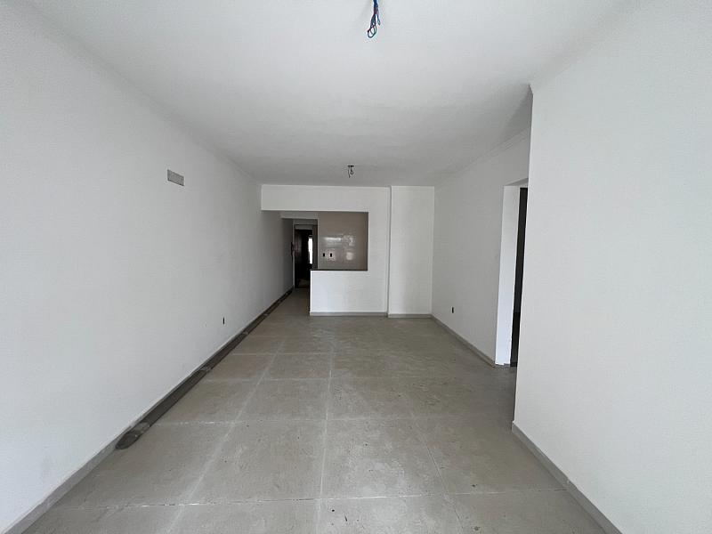 BELÍSSIMO APARTAMENTO, À 150m DO MAR E ESPAÇO DE LAZER — foto 7