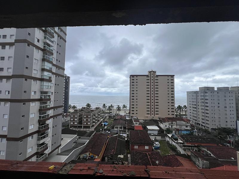 BELÍSSIMO APARTAMENTO, À 150m DO MAR E ESPAÇO PARA LAZER — foto 2