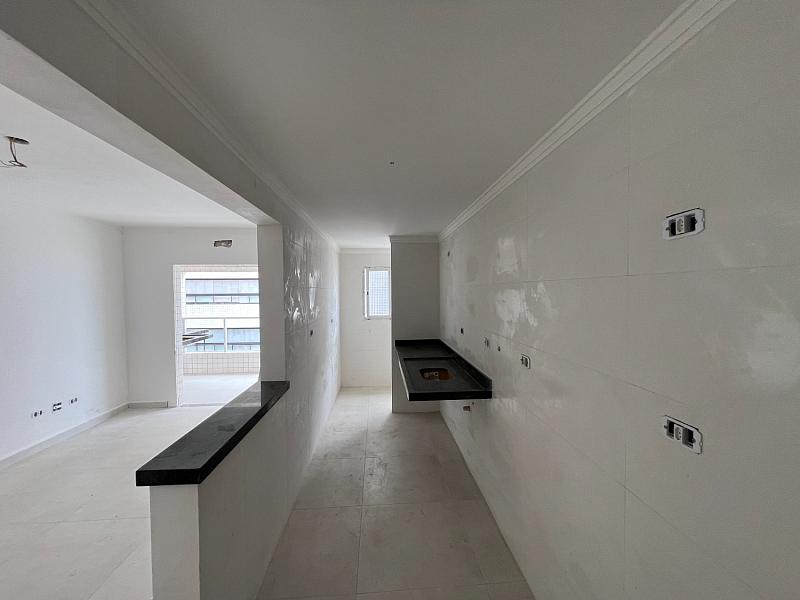 BELÍSSIMO APARTAMENTO, À 40m DO MAR E LAZER COMPLETO — foto 7