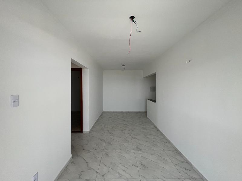 BELÍSSIMO APARTAMENTO, À 50m DO MAR E LAZER — foto 5