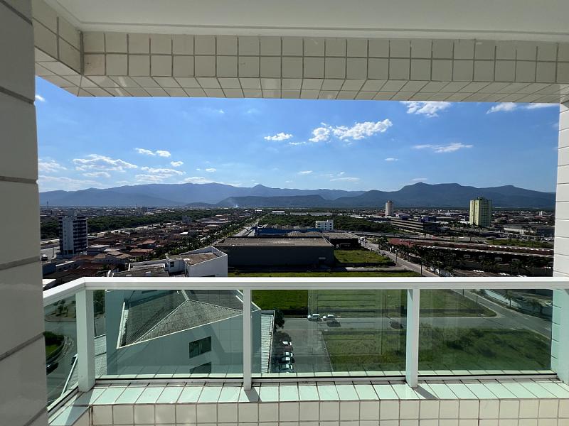 BELÍSSIMO APARTAMENTO, À 50m DO MAR E LAZER — foto 2