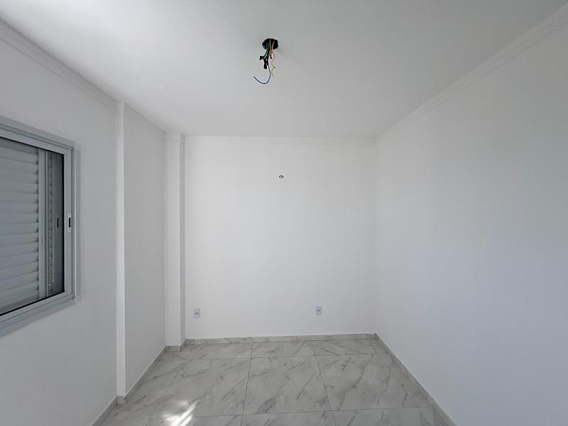 BELÍSSIMO APARTAMENTO, À 50m DO MAR E LAZER — foto 11