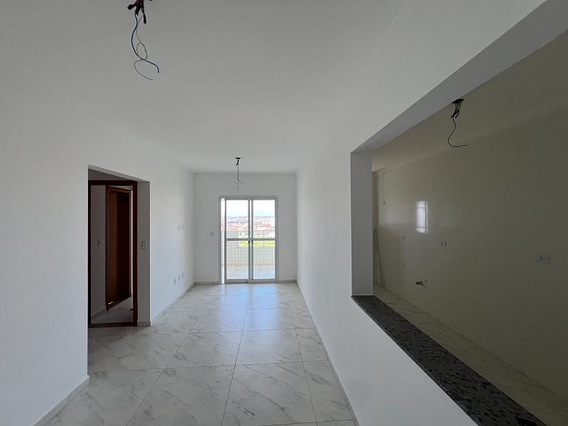 BELÍSSIMO APARTAMENTO, À 50m DO MAR E LAZER — foto 3