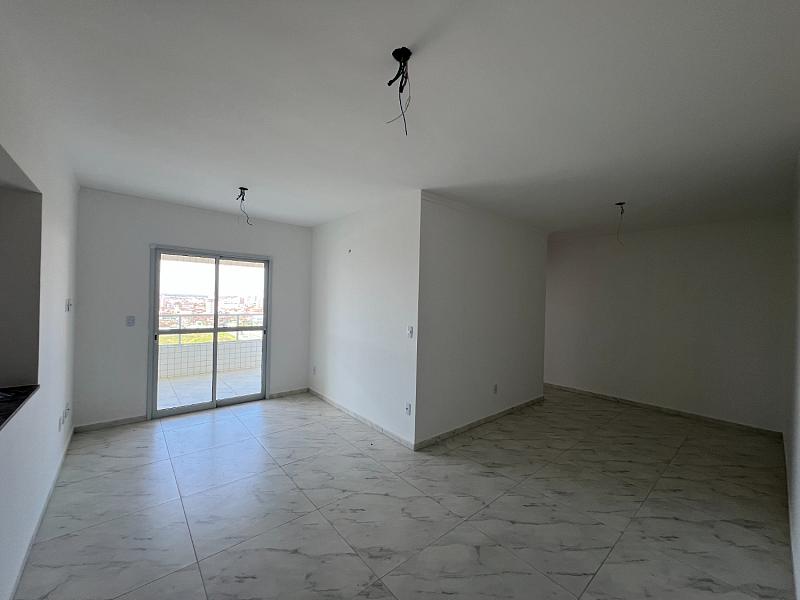 BELÍSSIMO APARTAMENTO, À 50m DO MAR E LAZER — foto 4
