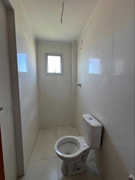 BELÍSSIMO APARTAMENTO, À 50m DO MAR E LAZER — foto 8