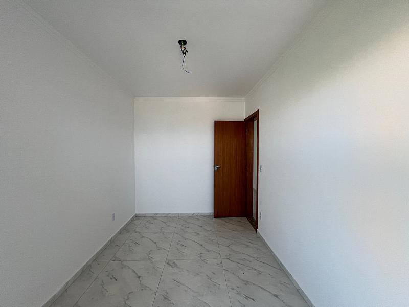 BELÍSSIMO APARTAMENTO, À 50m DO MAR E LAZER — foto 8