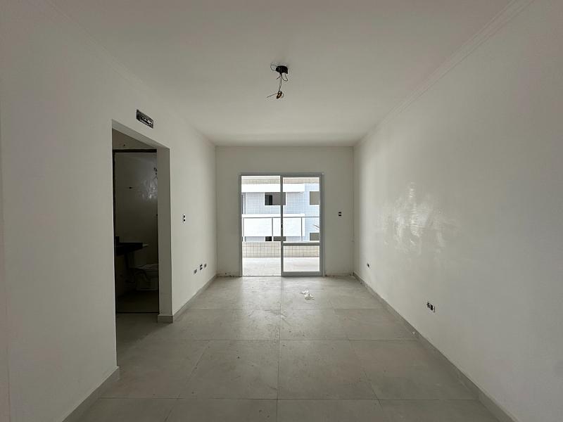 BELÍSSIMO APARTAMENTO, À 50m DO MAR E LAZER COMPLETO — foto 7