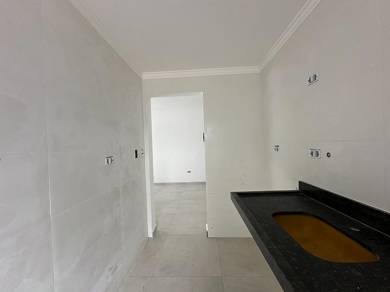 BELÍSSIMO APARTAMENTO, À 50m DO MAR E LAZER COMPLETO — foto 10