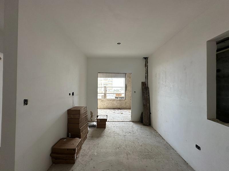 BELÍSSIMO APARTAMENTO, À 50m DO MAR E LAZER COMPLETO — foto 9