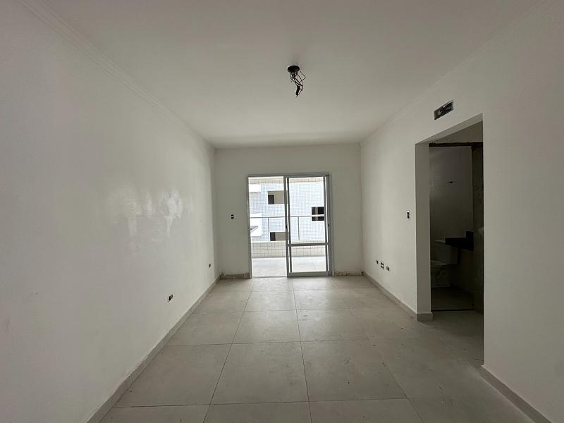 BELÍSSIMO APARTAMENTO, À 50m DO MAR E LAZER COMPLETO — foto 6