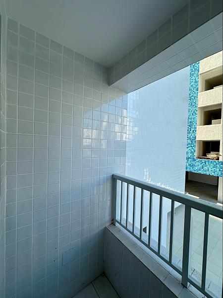 BELÍSSIMO LANÇAMENTO, À 100m DO MAR E LAZER COMPLETO — foto 11