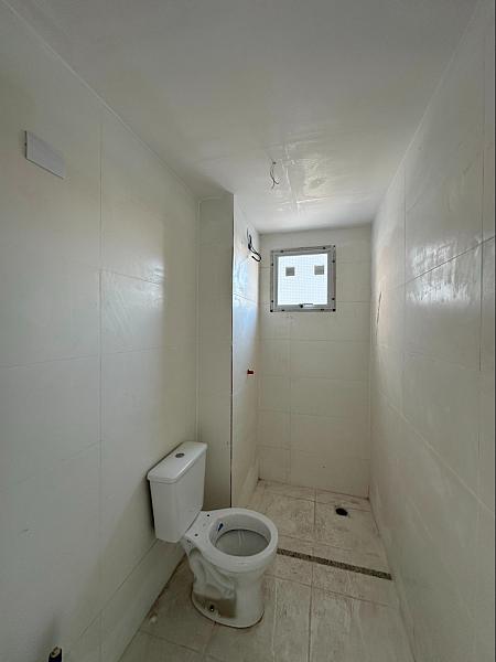 BELÍSSIMO LANÇAMENTO, À 100m DO MAR E LAZER COMPLETO — foto 18