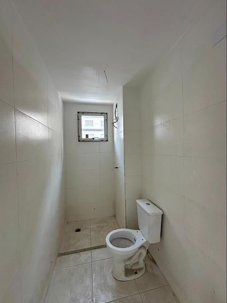 BELÍSSIMO LANÇAMENTO, À 100m DO MAR E LAZER COMPLETO — foto 15