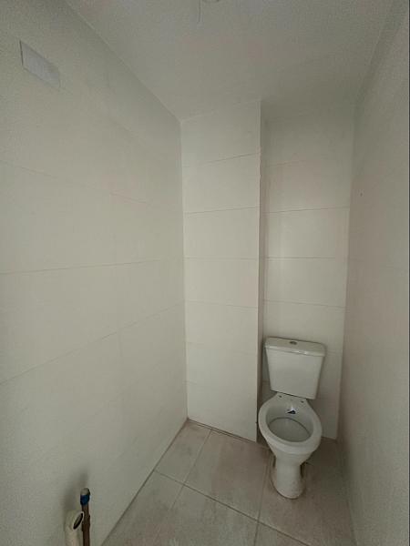 BELÍSSIMO LANÇAMENTO, À 100m DO MAR E LAZER COMPLETO — foto 12