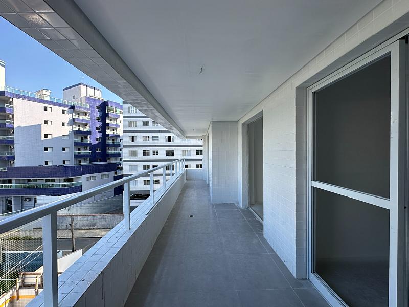 BELÍSSIMO LANÇAMENTO, À 100m DO MAR E LAZER COMPLETO — foto 3