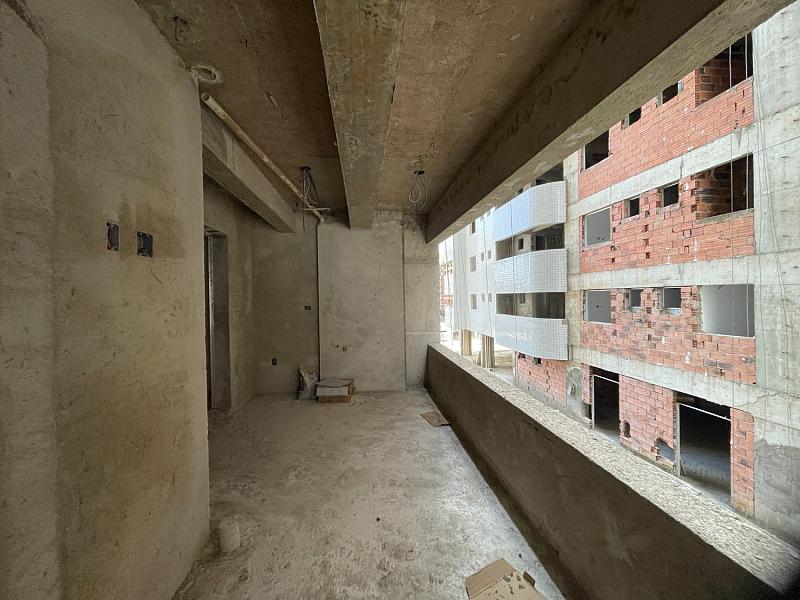 BELÍSSIMO APARTAMENTO, À 80M DO MAR E LAZER COMPLETO — foto 3