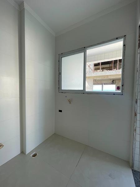 BELÍSSIMO APARTAMENTO, À 150m DO MAR E ESPAÇO DE LAZER — foto 7