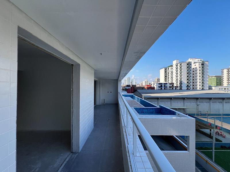 BELÍSSIMO LANÇAMENTO, À 100m DO MAR E LAZER COMPLETO — foto 4