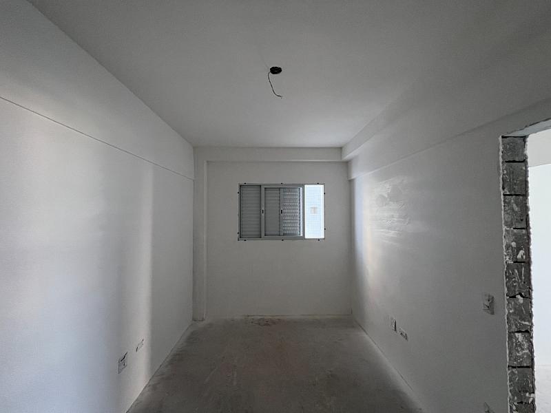 BELÍSSIMO LANÇAMENTO, À 100m DO MAR E LAZER COMPLETO — foto 7