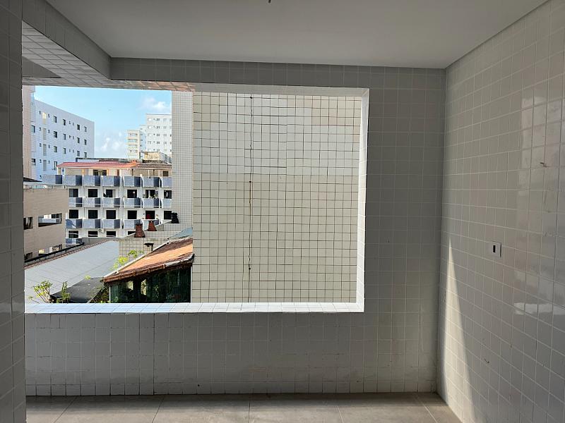 BELÍSSIMO LANÇAMENTO, À 100m DO MAR E LAZER COMPLETO — foto 2