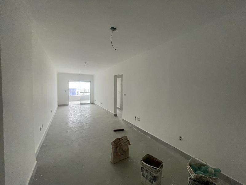 BELÍSSIMO APARTAMENTO, À 80M DO MAR E LAZER COMPLETO — foto 3