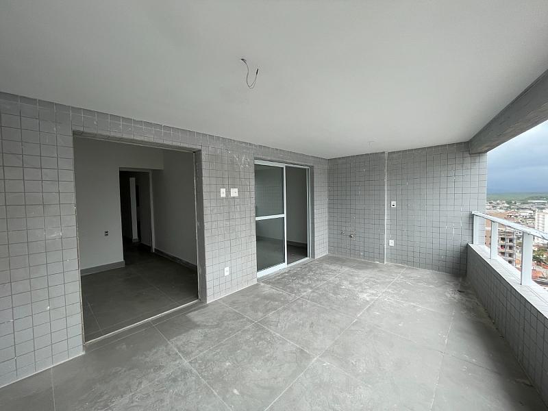 BELÍSSIMO APARTAMENTO, À 80M DO MAR E LAZER COMPLETO — foto 2