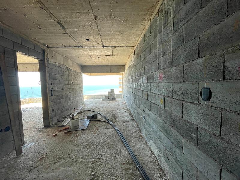 EXCELENTE COBERTURA DUPLEX, À 50m DO MAR E LAZER COMPLETO — foto 6