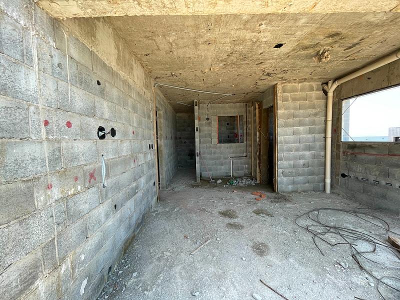 EXCELENTE COBERTURA DUPLEX, À 50m DO MAR E LAZER COMPLETO — foto 7