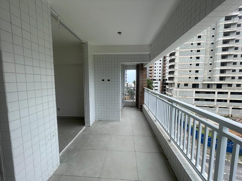 BELÍSSIMO APARTAMENTO, À 270M DO MAR E LAZER COMPLETO — foto 2