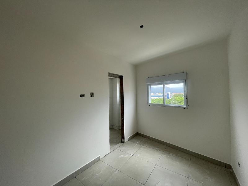 BELÍSSIMO APARTAMENTO, À 100M DO MAR E LAZER COMPLETO — foto 5