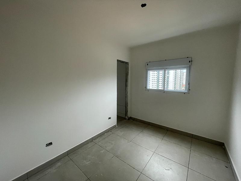 BELÍSSIMO APARTAMENTO, À 100M DO MAR E LAZER COMPLETO — foto 7